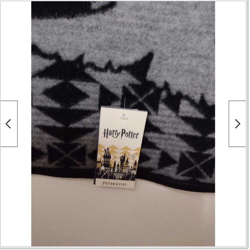 SOLD-Pendleton Harry Potter Hogwarts Blanket - Picture 3 of 4